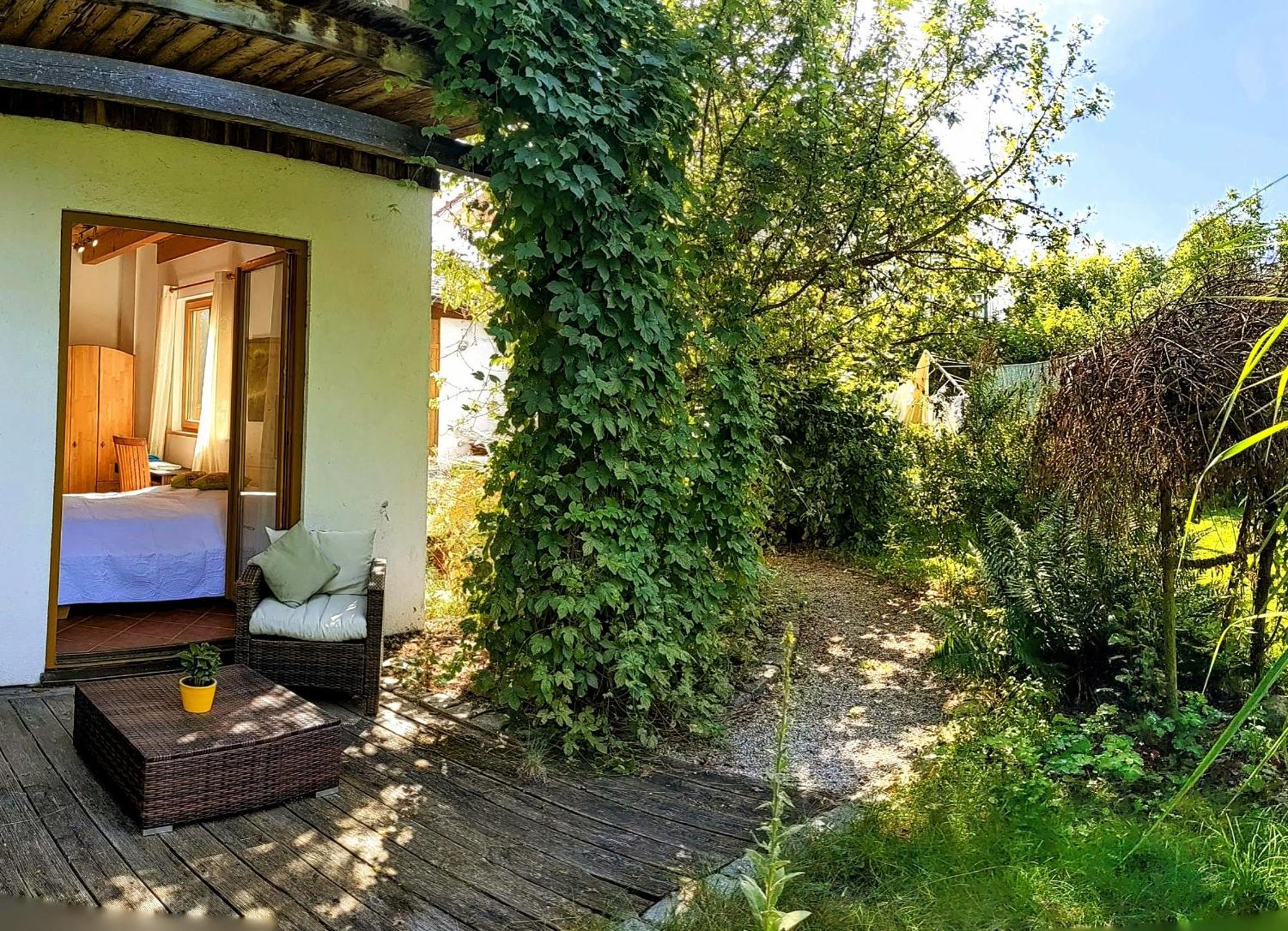 Chalet Weyarn - Doppelzimmer Mit Gartenblick ภายนอก รูปภาพ